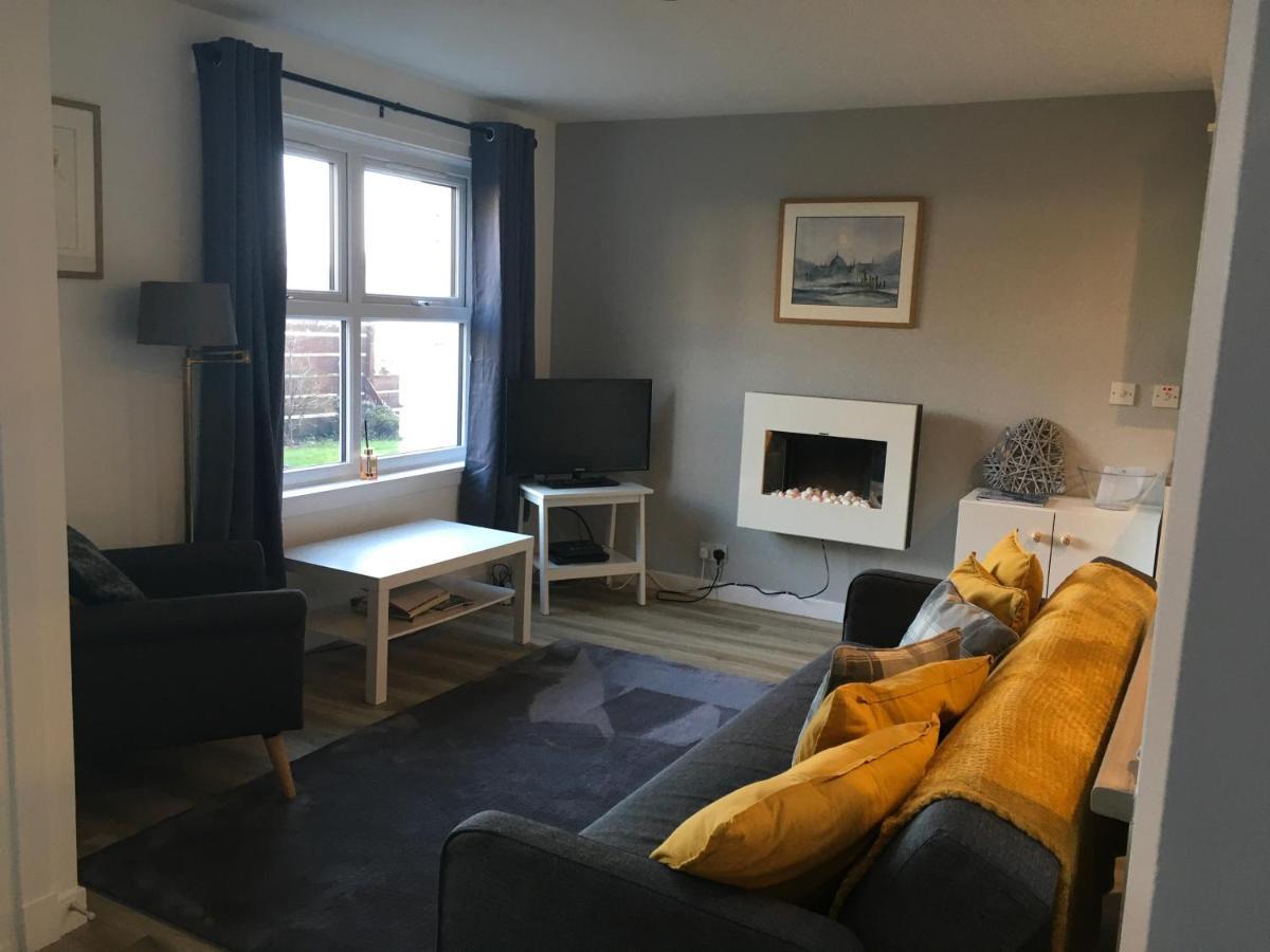 Cosy Cottage With Sea Views Close To Local Shops. Lamlash Esterno foto